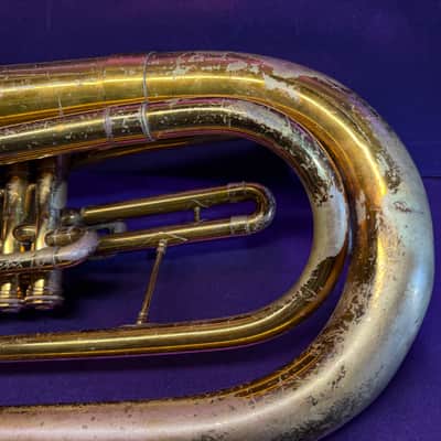 King 1124 Marching Baritone - Lacquer image 10