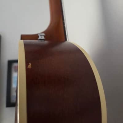 Godin 5th Avenue Kingpin 2010s - Cognac Burst image 4