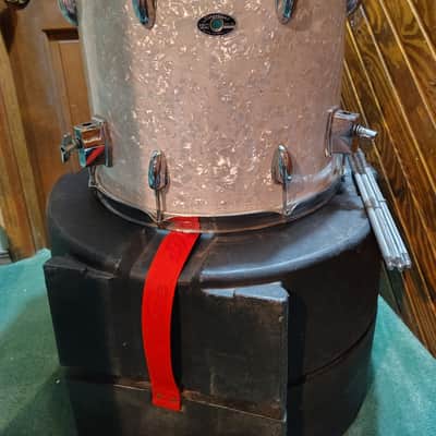 Slingerland 16"(Diameter) x 14"(Depth) Floor Tom 1970's image 1
