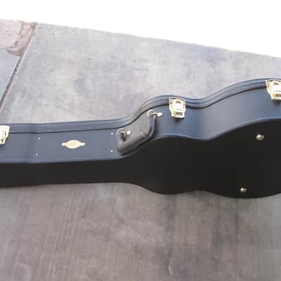 Taylor 314CE USA 2018 V-Class, ES2- Natural Spruce Top, OHSC image 7