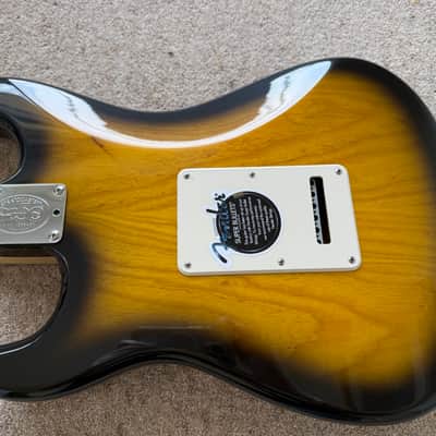 Fender 50th Anniversary American Deluxe Stratocaster 2004 - As new condition image 7