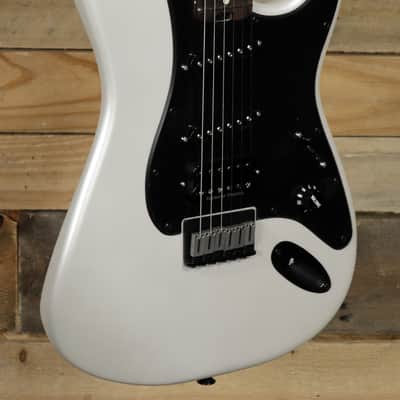 Charvel Signature Jake E Lee Pro-Mod So-Cal Style 1 HSS Electric Guitar Pearl White image 1
