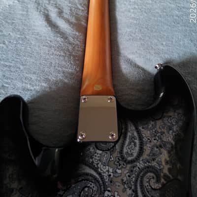 Firefly FFST HSS stainless steel frets & locking tuners image 10