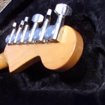 UPDATE: MIJ Squier LEFTY Strat, E6 serial, Duncan's, one knob, OG block/tuners, no stripe, Cipollina image 9