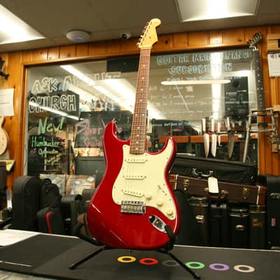 Fender Classic Series '60s Stratocaster - 2009 - Candy Apple Red - Rosewood Fretboard image 4