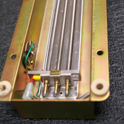 Accutronics 8DB2C1D 3-Spring Reverb Tank (4Ω In, 25Ω Out) image 3