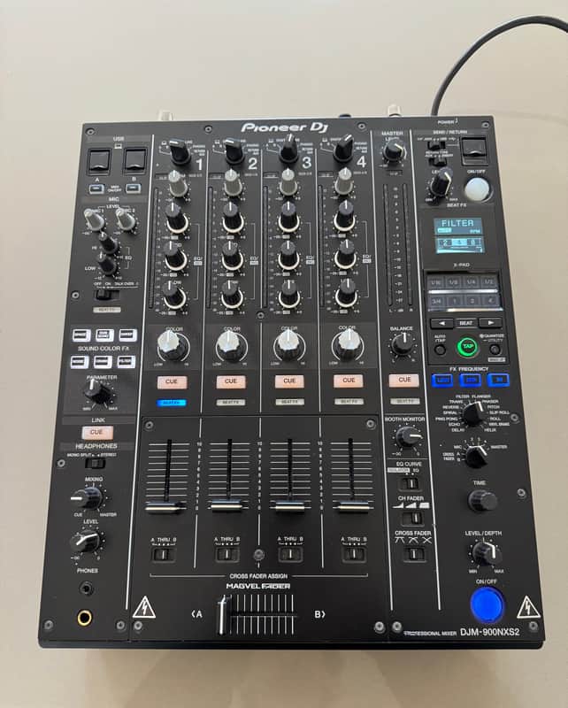 Pioneer DJM-900NXS2 4-channel DJ Mixer with Effects | Reverb