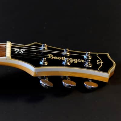 Bootlegger Guitar Hounder. Black Cherry Honey Burst Stiletto Case & Flask image 12