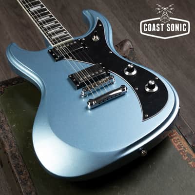 Mint Dunable Guitars Gnarwhal DE - Pelham Blue image 6