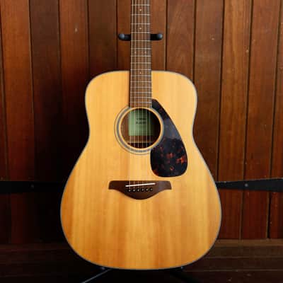 Yamaha FG800 Dreadnought Acoustic Guitar Pre-Owned image 2