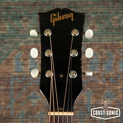 1967 Gibson LG-1 Acoustic Guitar with original Chipboard Alligator Case image 11