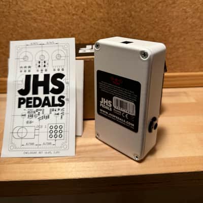 JHS 3 Series Harmonic Trem 2022 - Present - White image 3