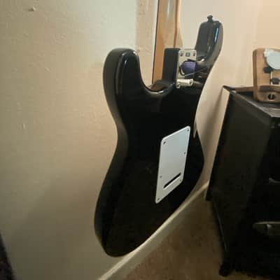 Fender Stratocaster 2000 - Black - Made in Mexico - Upgraded Pickups Seymour Duncan Hotrails image 10