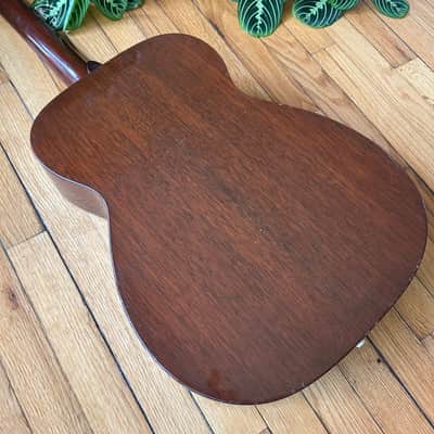 1957 Martin 00-17 Mahogany Acoustic Guitar w/ Chipboard Case image 12