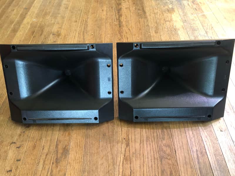 Electrovoice EKX-15P horns with compression drivers image 1