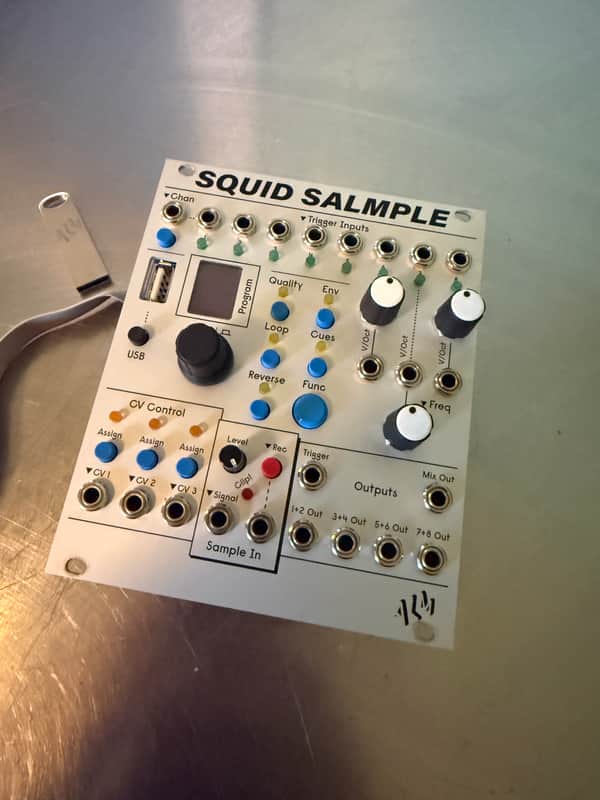 ALM/Busy Circuits ALM022 Squid Salmple 8-Channel Sampler Eurorack Synth Module