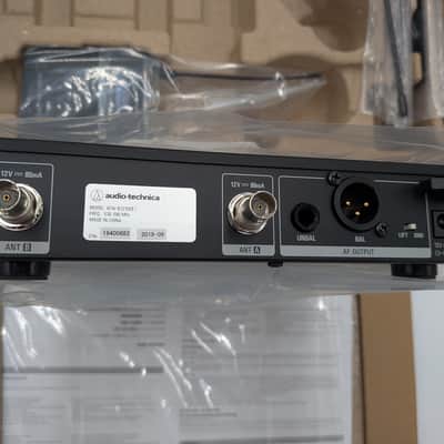 Audio Technica ATW-3211/831EE1 3000 Series Wireless Lavalier Microphone System image 8