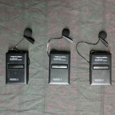 Realistic 3-Channel FM Wireless Microphone System image 2