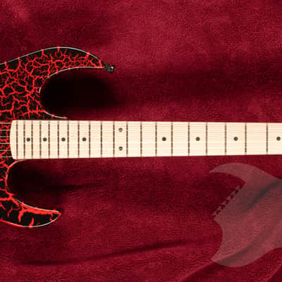 B.C. Rich Gunslinger Retro II with Floyd Rose - Red Crackle image 2