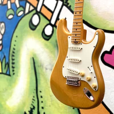 Aria Pro II ST-400 Strikin' Sound | Reverb