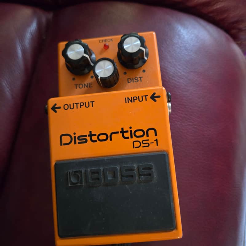 Boss DS-1 Distortion (Silver Label)