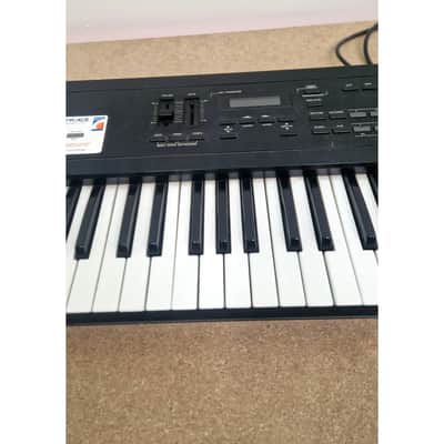 Roland D10 - Synthesizers - Good w/ Hard Case image 4