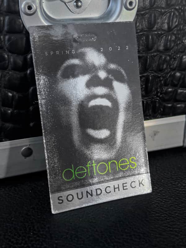 Deftones Soundcheck pass 2022 - Glossy image 1