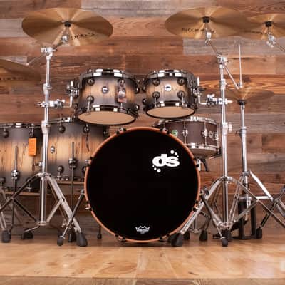 DS REBEL CUSTOM SHOP 5 PIECE DRUM KIT, ALL MAPLE SHELL, BLACK TO NATURAL FADE OVER EXOTIC FOSSIL BEECH image 11