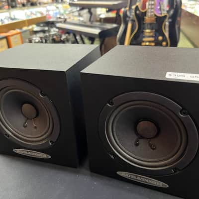 Auratone 5C Active Super Sound Cubes (Pair) 2022 - Present - Black image 1