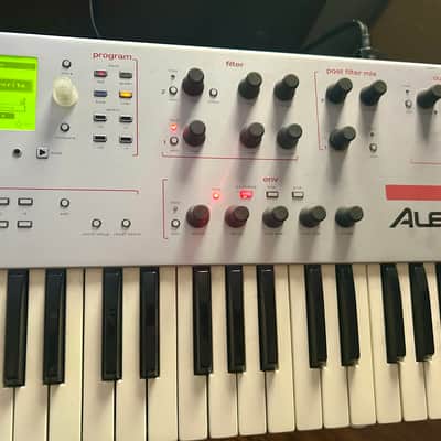 Alesis Ion 49-Key Analog Modeling Synthesizer 2000s - Silver image 4