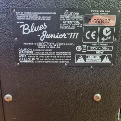 Fender Blues Junior III 15-Watt 1x12" Guitar Combo 2010 - 2017 - Black image 4