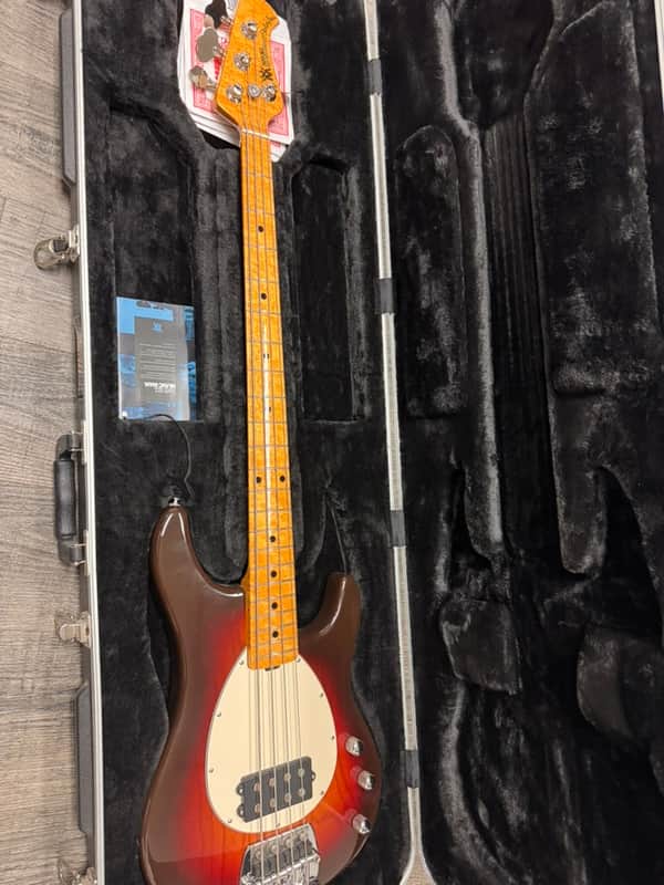 Ernie Ball Music Man Sterling