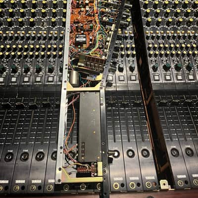 1979 32 channel Yamaha PM2000 for sale image 3
