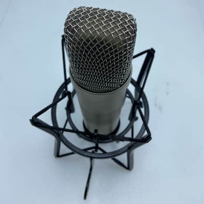 RODE NT1-A Large Diaphragm Cardioid Condenser Microphone image 3