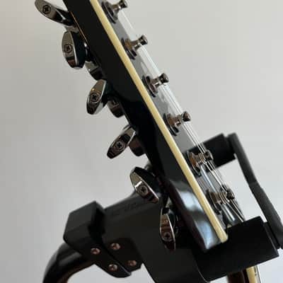 ESP LTD V300 2011 EMG 81/60 with ESP Hard Case image 15