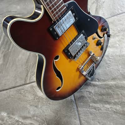 Sekova Guitar 1960'S-1970'S - Sunburst image 4