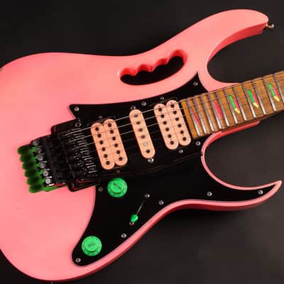 Ibanez JEM777-SK Shocking Pink 1987 – First Year, FujiGen Japan, Steve Vai Signature, Original Edge Tremolo image 2