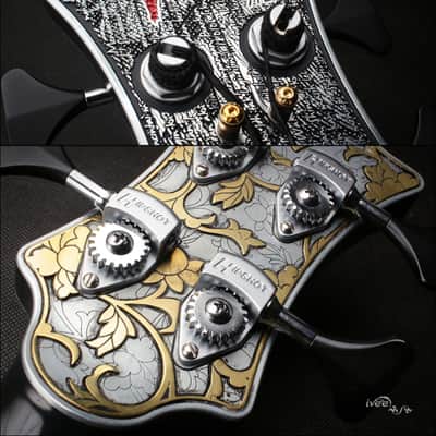 iVee Guitars #13 "TTT Bass" Misery 3030 — HGGS 2018 image 11
