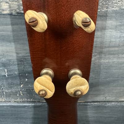 Martin Style 51 Mahogany Baritone Ukulele 1960s - Natural image 7