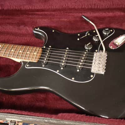 Fender 1976 Stratocaster Black Refin OHSC image 9