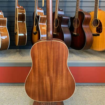 Gibson J-45 Special 2026 - Present - Satin Honey Burst image 2
