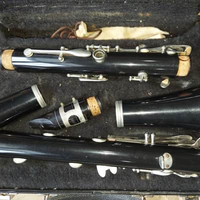 Selmer Bundy 577 Resonite Clarinet, USA, with Case, Very Good Condition image 5