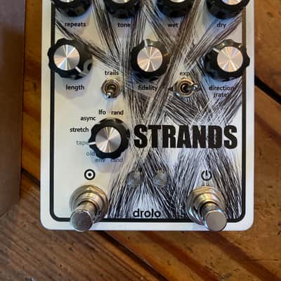 Drolo Strands image 1