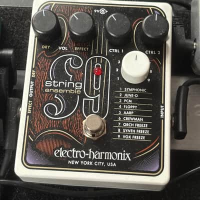 MINT IN BOX Electro-Harmonix String9 String Ensemble 2022 - Present - White / Brown Graphic image 2