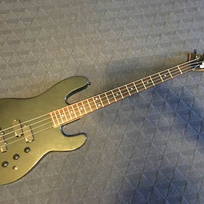 Jackson USA Bolt On 80s Vintage Bass Guitar image 3