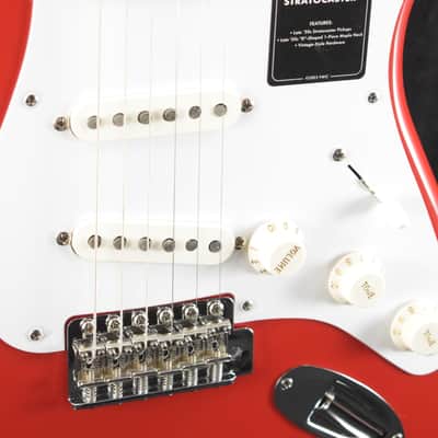 Mint Fender Vintera III Late '50s Stratocaster Dakota Red Maple Fingerboard image 3