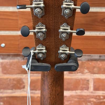 Martin CEO-7 Grand Concert 00 Acoustic Guitar | Sunburst image 4