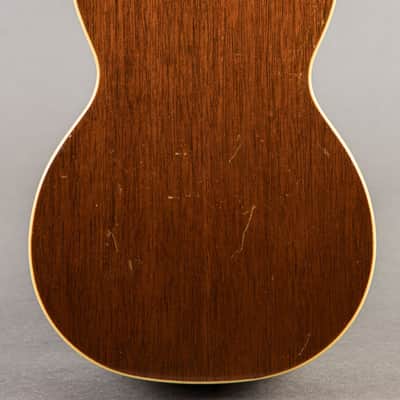 Martin Style 2 1950s, Natural image 4