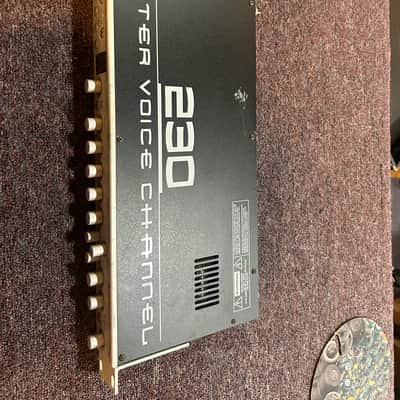 Aphex 230 Vocal Channel Strip with Mic Pre, EQ, and Compressor (3/3) image 2