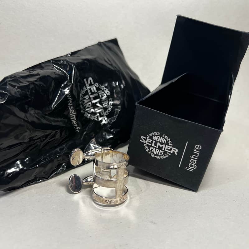 – Selmer Ligature for soprano saxophone metal mouthpiece Silve…